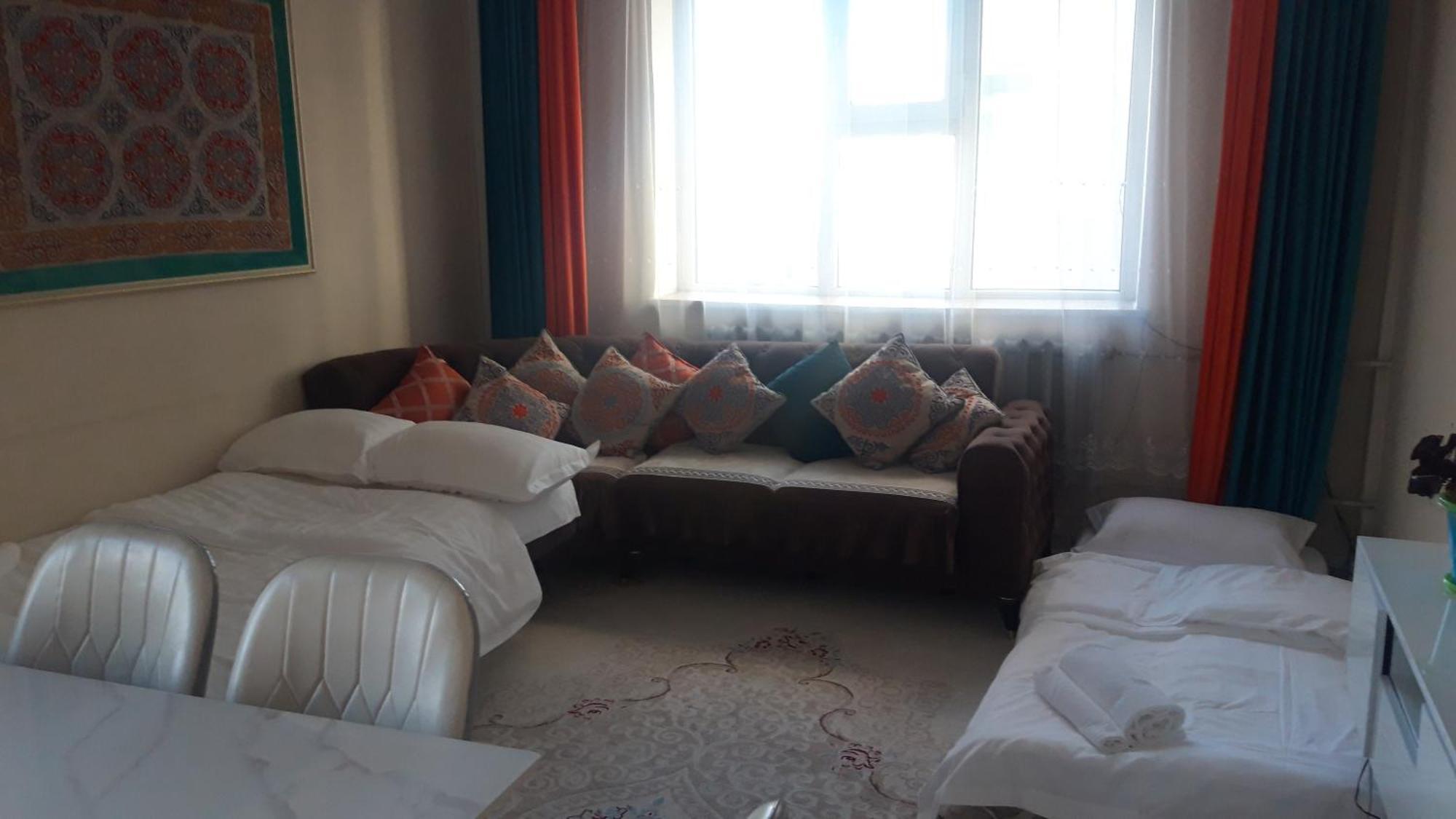 3 Rooms Apartment In The Centre Of Ulgii City Dış mekan fotoğraf
